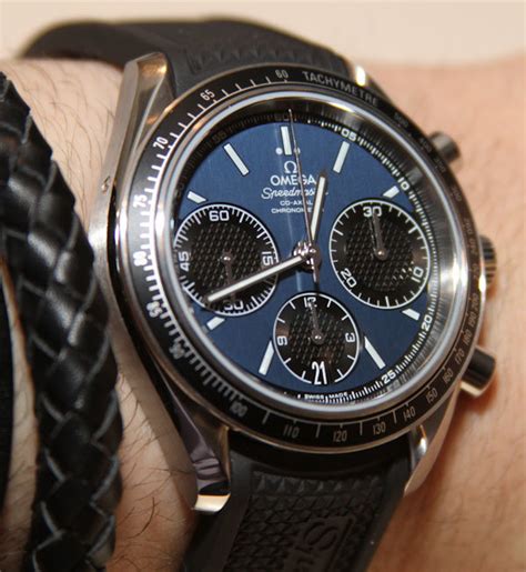 omega speedmaster 18mm rubber strap.